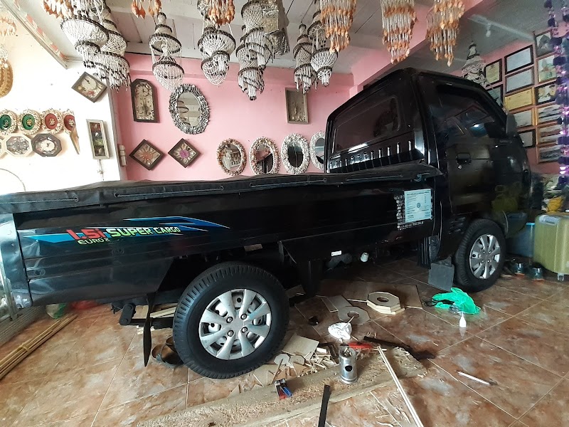 Mengangkut Barang dengan Mudah di Cilacap: ALL GOZALI TRANS Solusi Terbaik